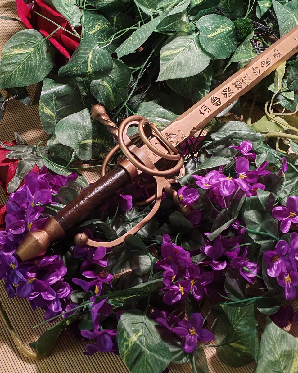 YGR props | Cosplay workshop and 3d models tweet media