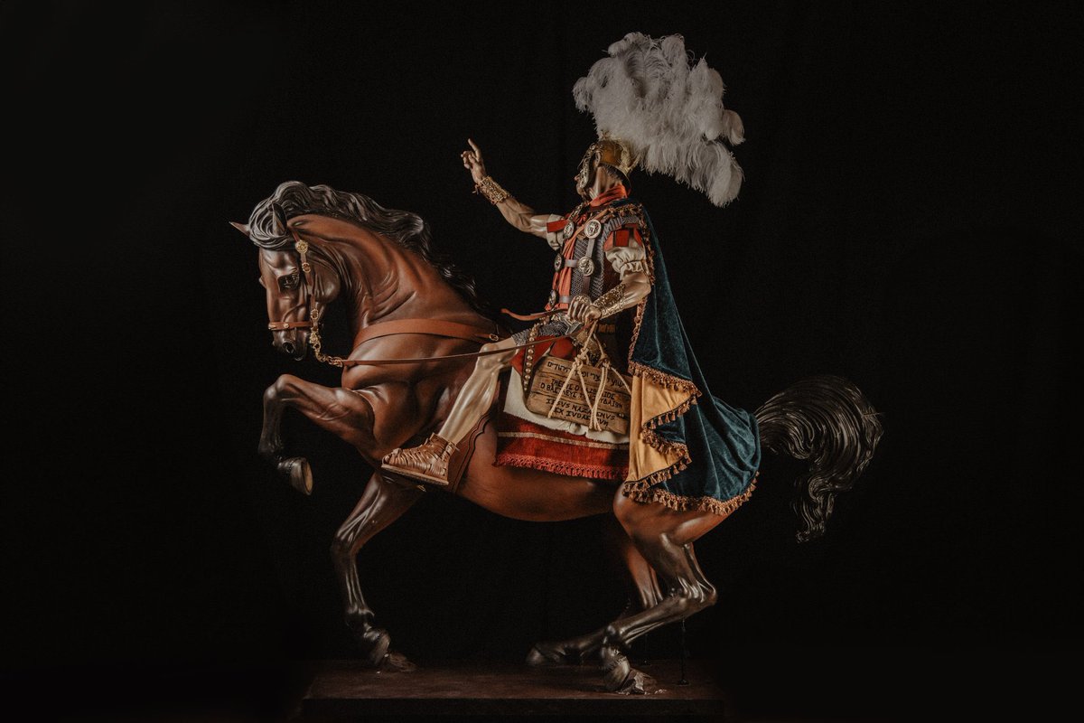 cofrademania's tweet photo. Nuevo centurión a caballo para la Hermandad de la Misión Redentora, obra de Fernando Murciano, presentado este viernes en los Claustros. @masjerez @MigueMoreno79 https://t.co/3SdviqvFzS