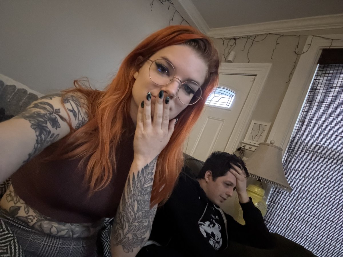 maribeth 𓅃 (EVIL!!!!) tweet media