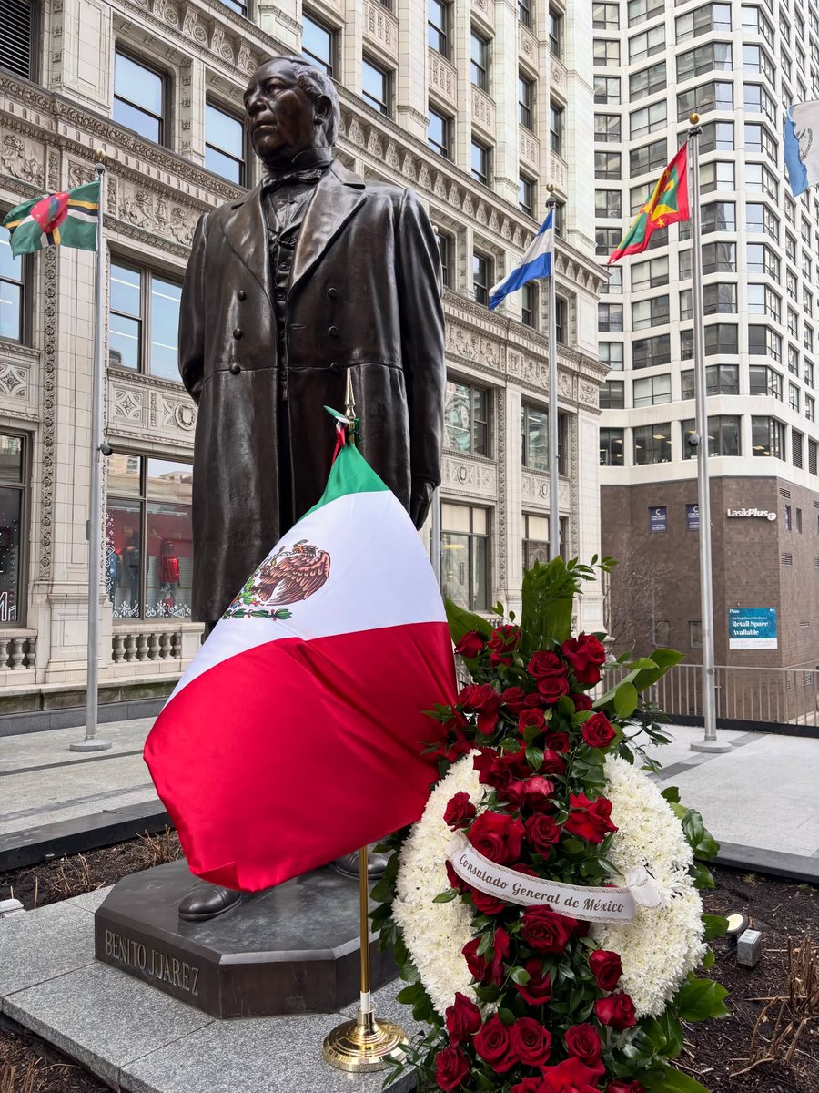 Consulado General de México en Chicago tweet media