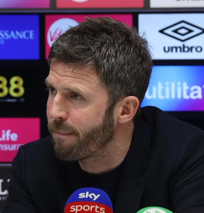 🚨🎙️ | Michael Carrick on the red card:

"Listen, if he's gone past him [Maguire] and he's clean on goal, and he's put an arm on him... he's given a penalty for that.

"If an arm is put on Amad and he doesn't give a penalty... that's what happened. It's all in the same game and