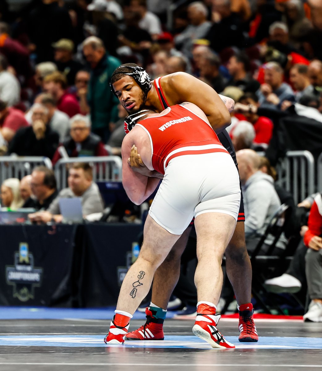 NIU Wrestling tweet media