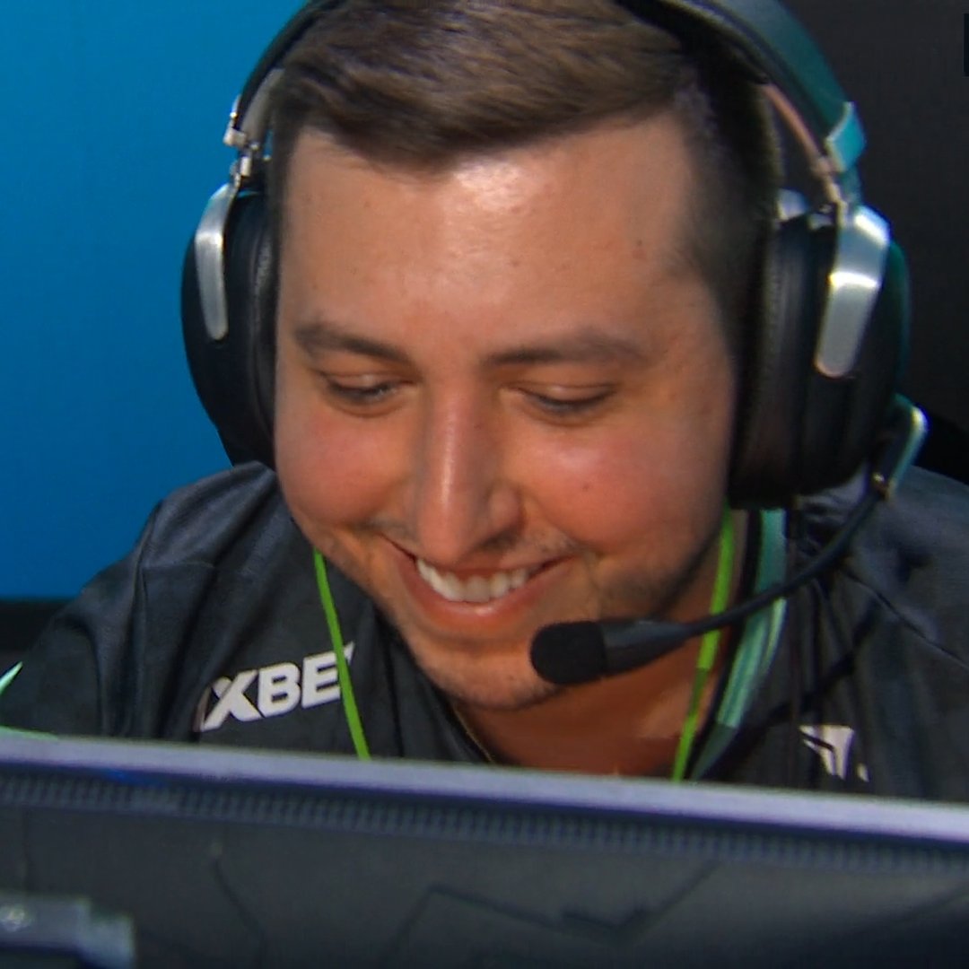 BLAST Premier 💥 tweet media