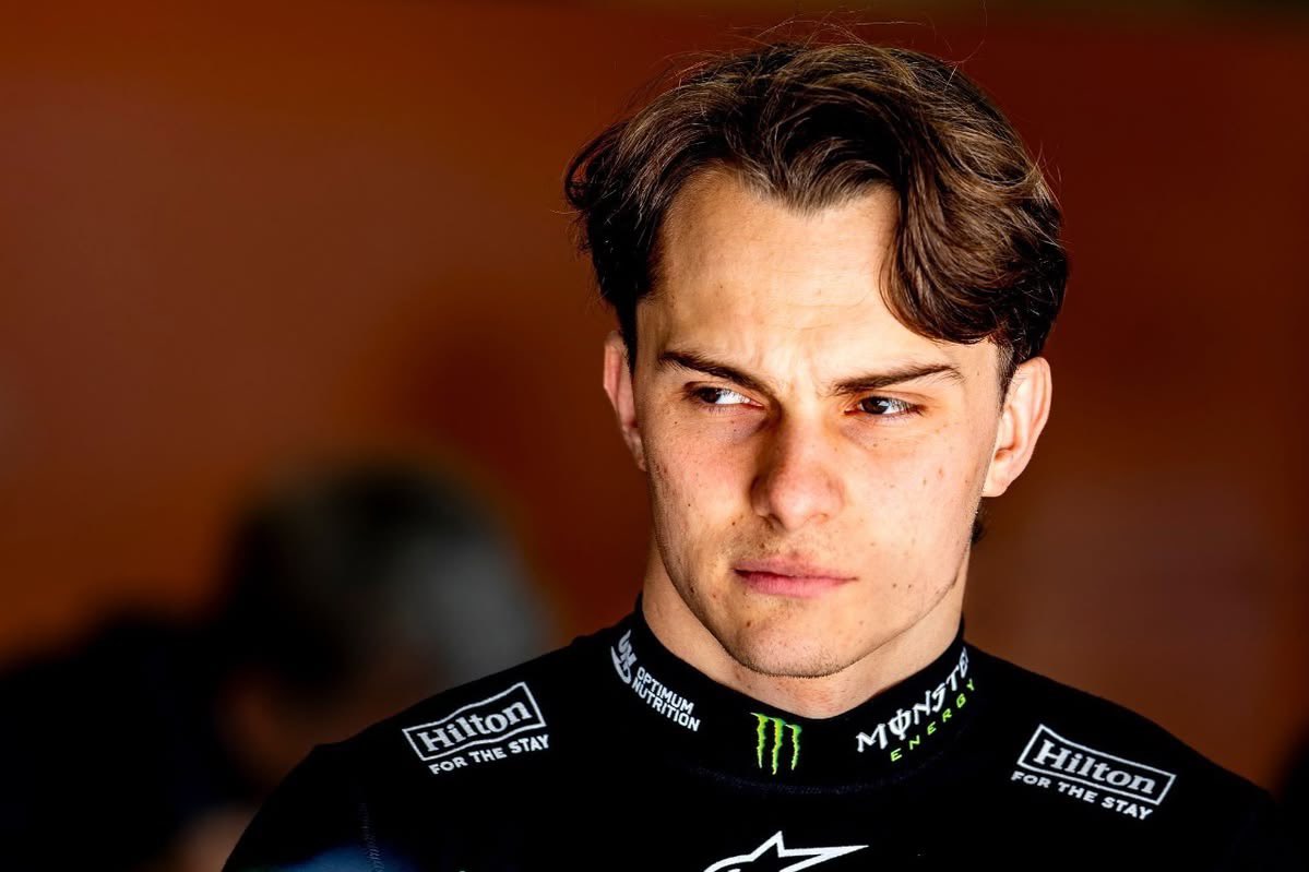 ally ✨ tweet media