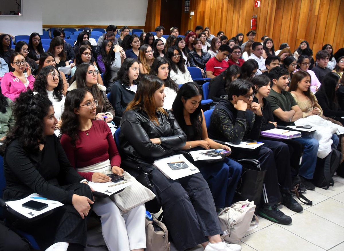Facultad de Contaduría y Administración - UNAM tweet media