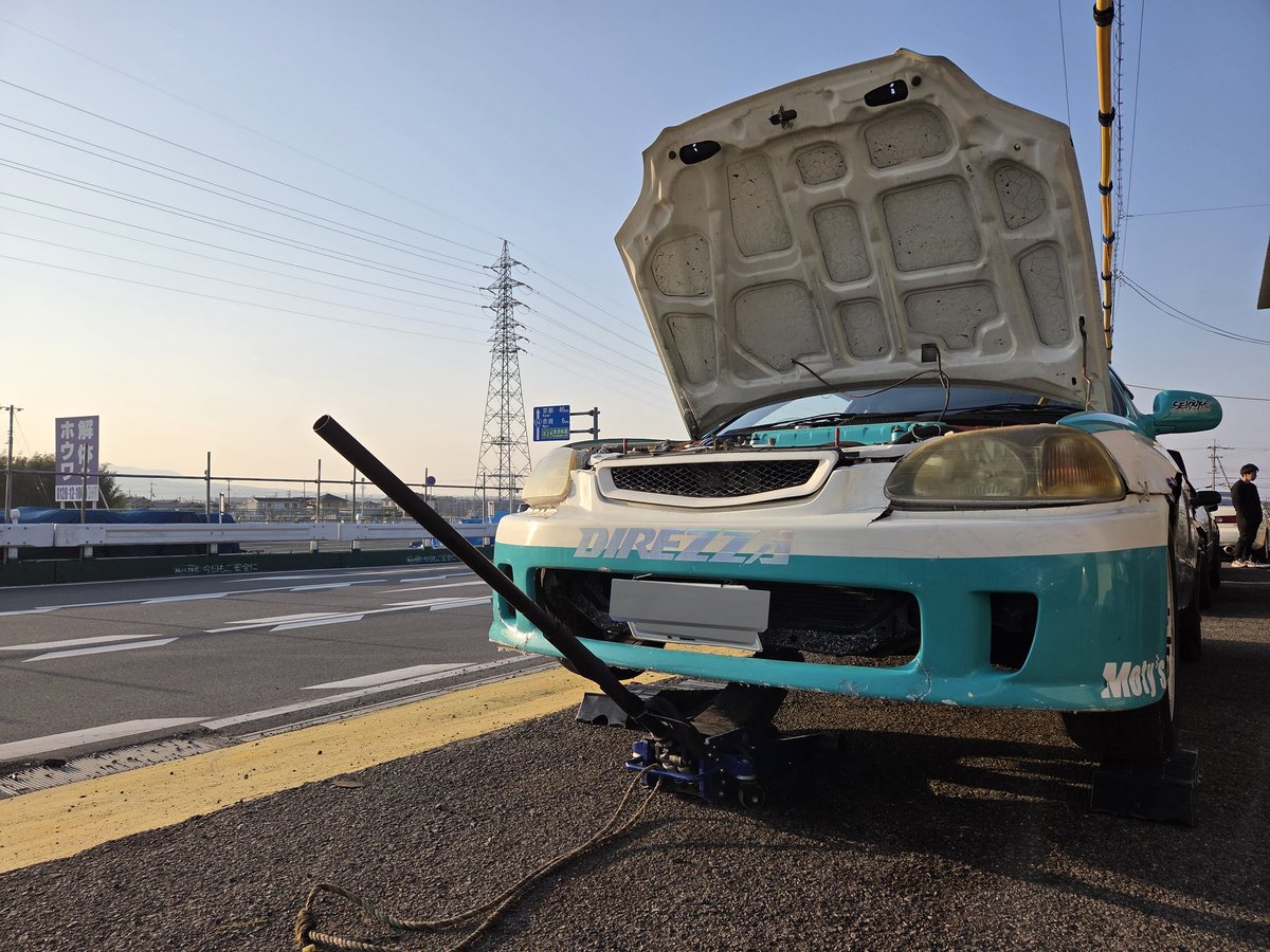 めんま tweet media