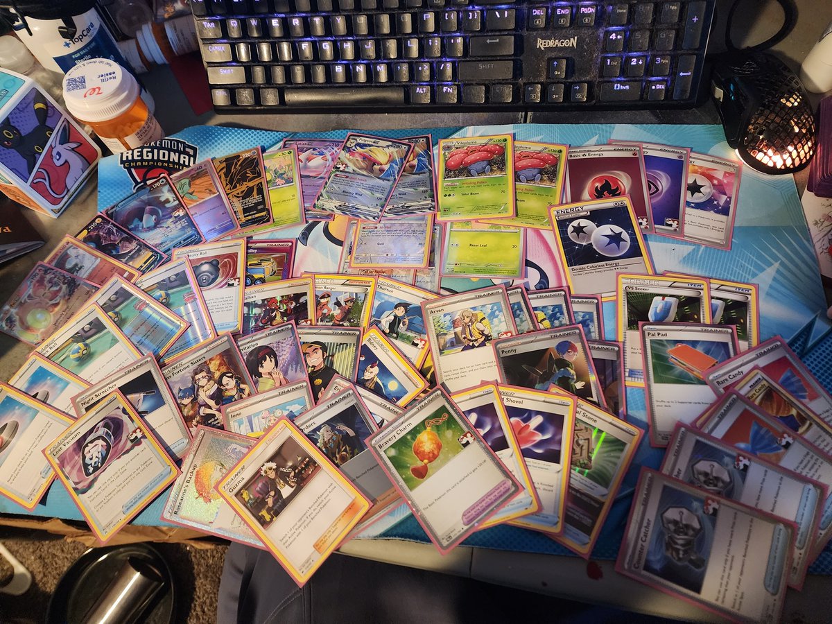 MoonKittyShira tweet media