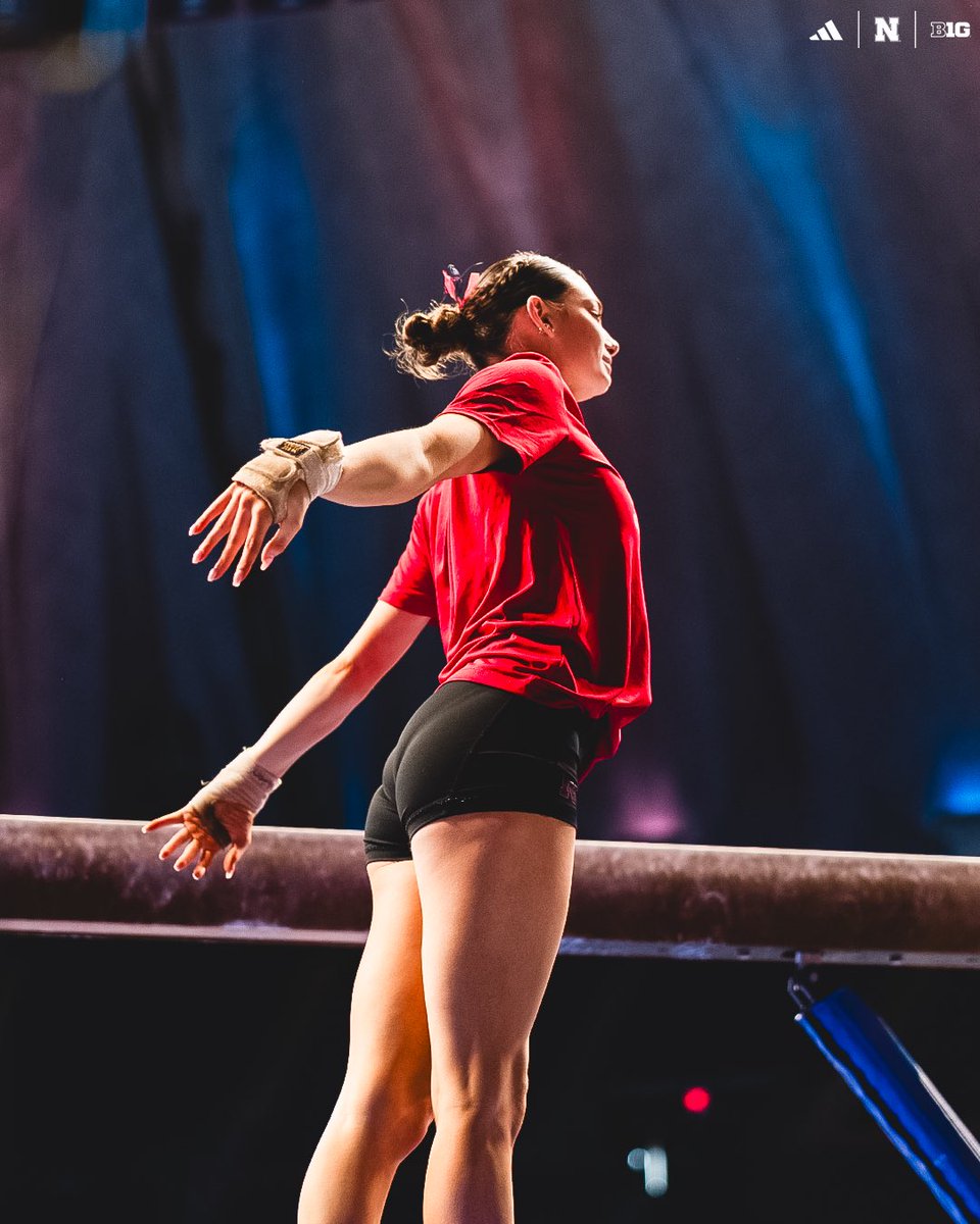 HuskerWGym's tweet image. Locked N. 

#Team51 | #GBR