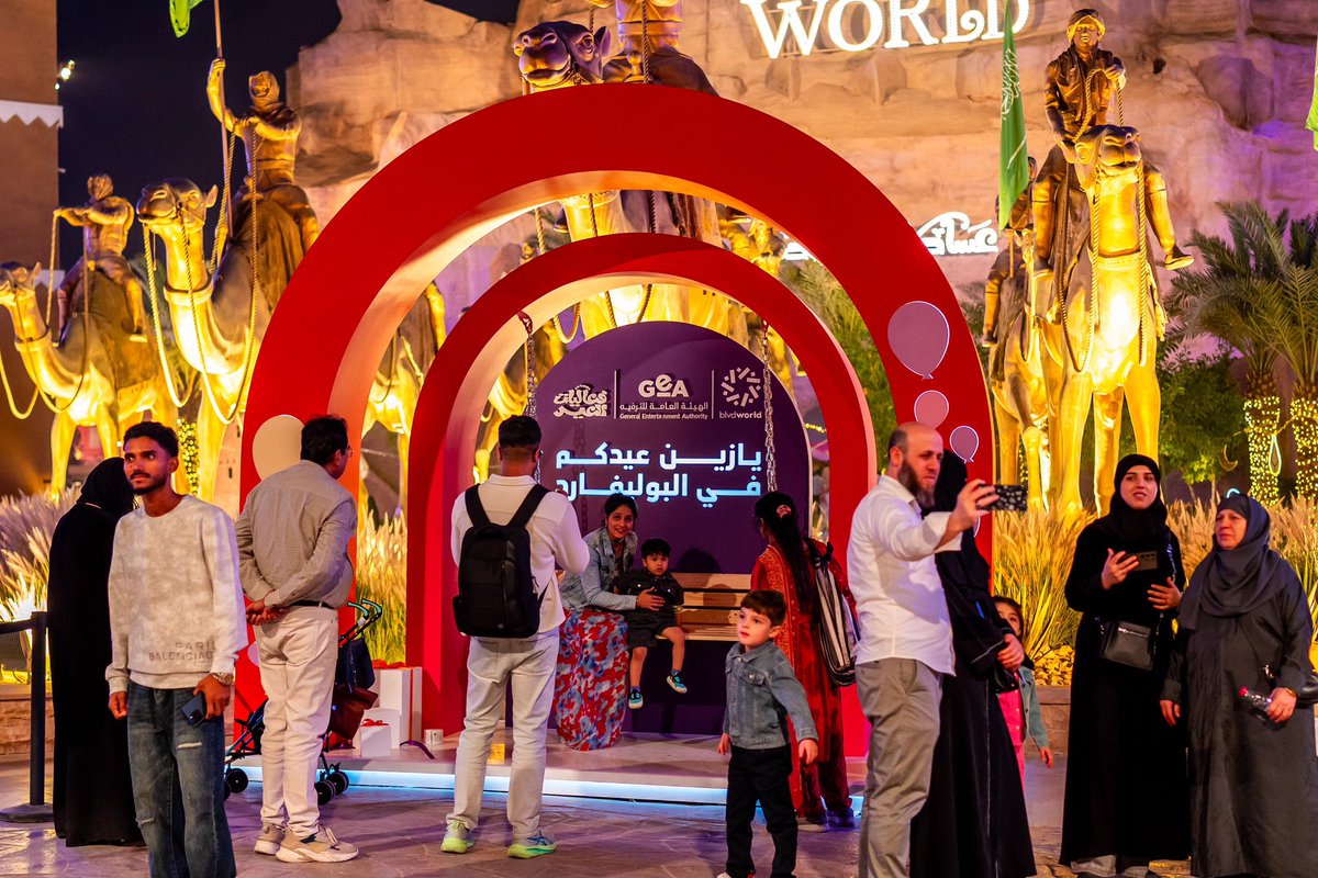 RiyadhSeason's tweet photo. احتفالات مميزة وفعاليات ممتعة ضمن #فعاليات_العيد في بوليفارد وورلد 🥳❤️

Special celebrations and fun activities as part of Eid Events at Blvd World 🥳❤️

احجزوا الآن | Book now
https://t.co/ow2tkBmaYK

#موسم_الرياض
#RiyadhSeason https://t.co/Ew97Owzhmv