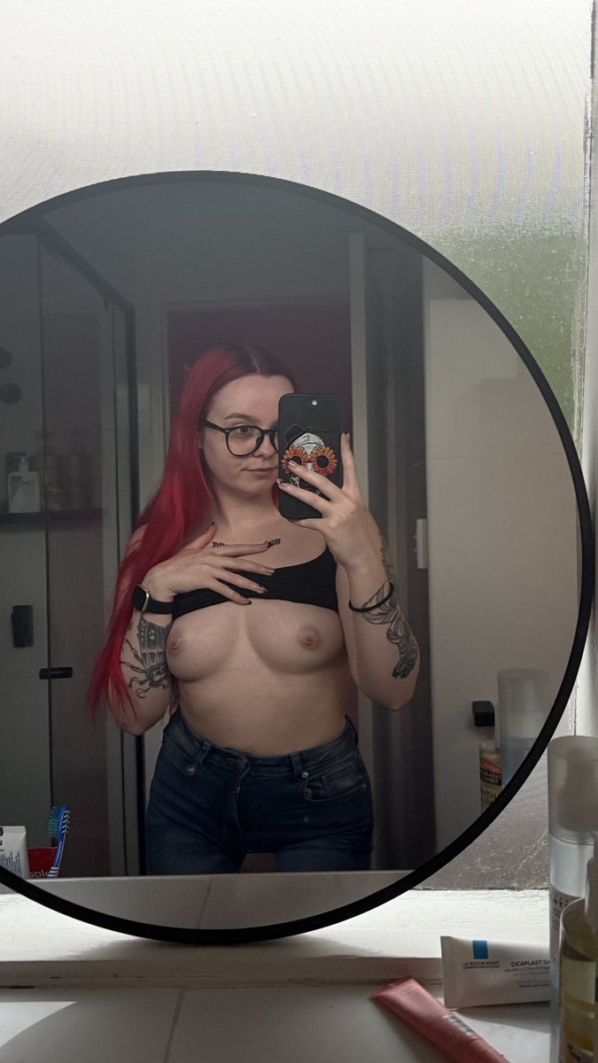 kay🇦🇺✨ | aussie gamer gf tweet media