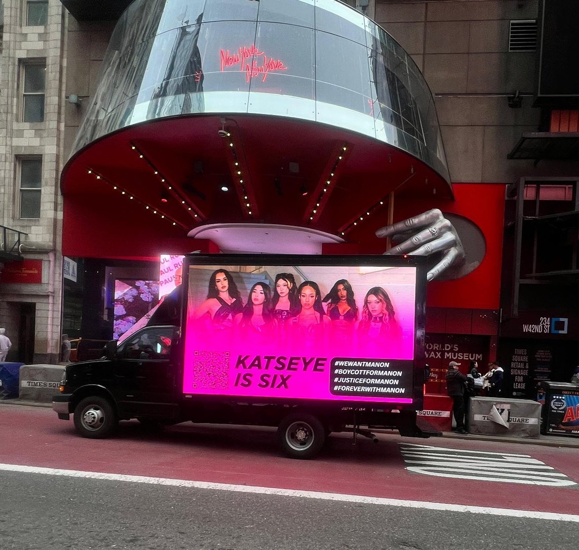 Manon Pop Base tweet media