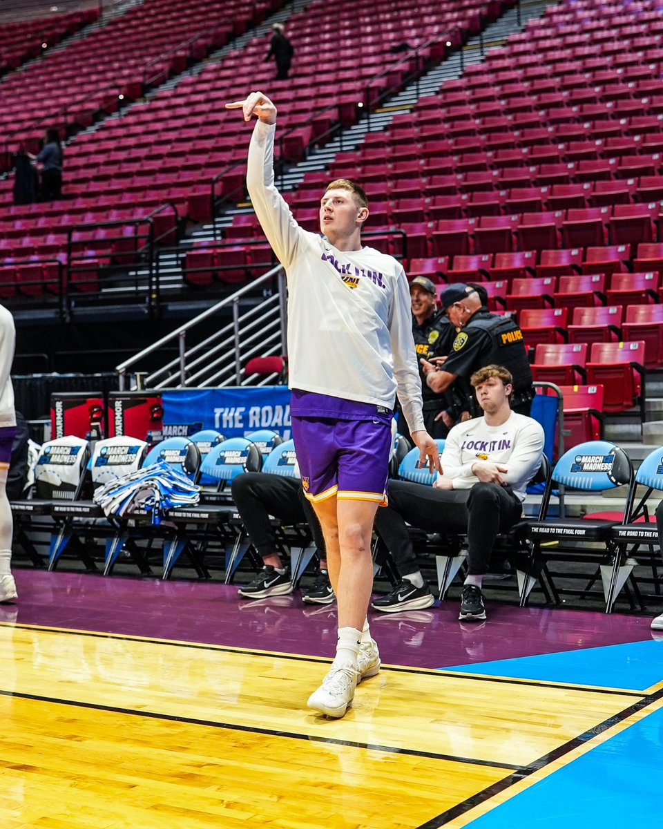 UNI Basketball tweet media