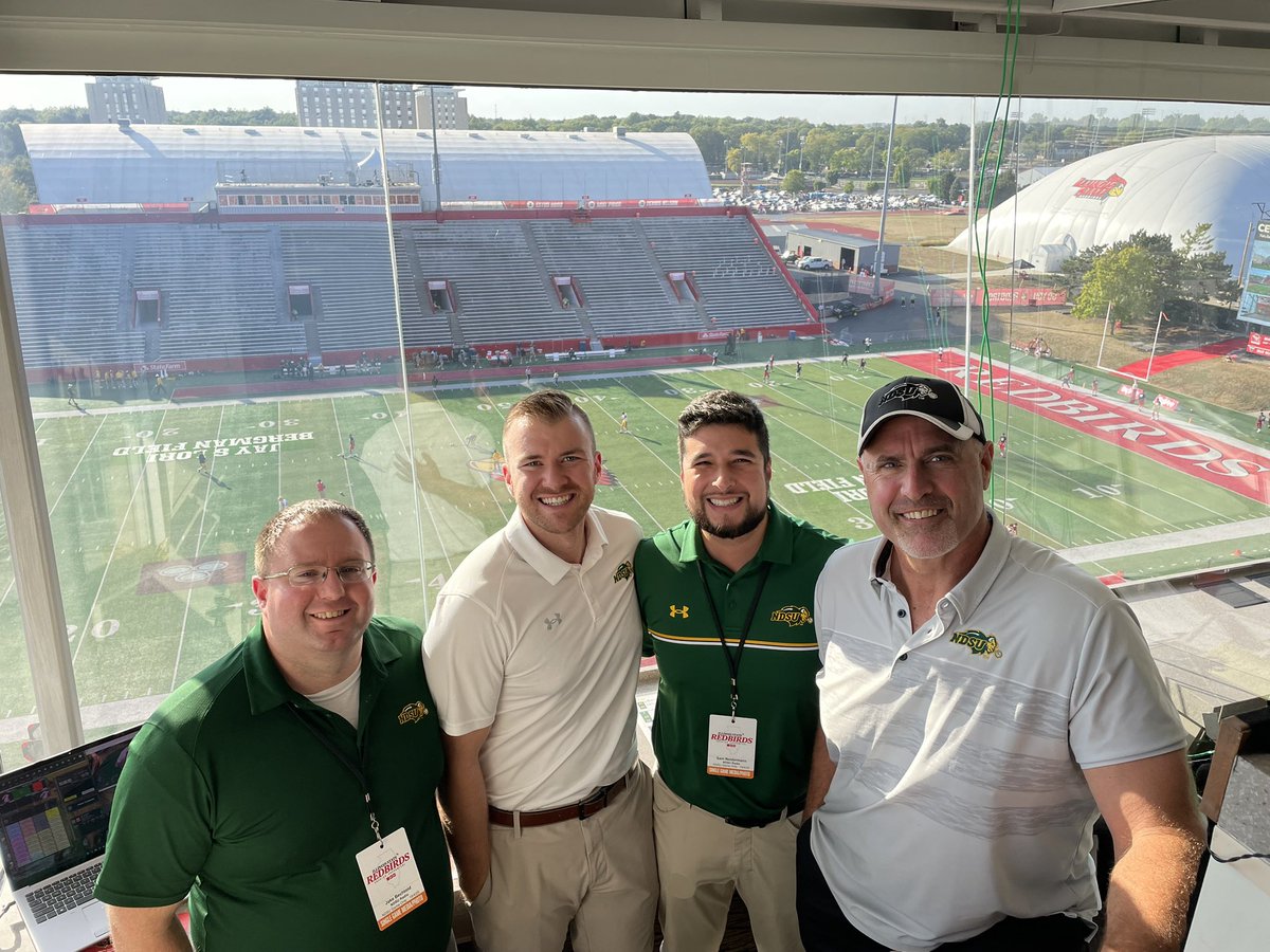 Sam Neidermann tweet media