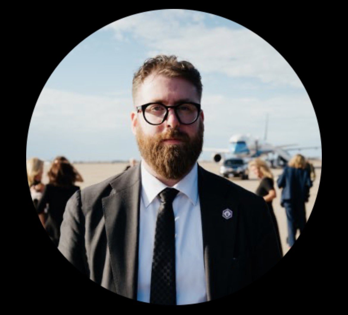 OceanStateBoy🌹⚓️🚆 tweet media