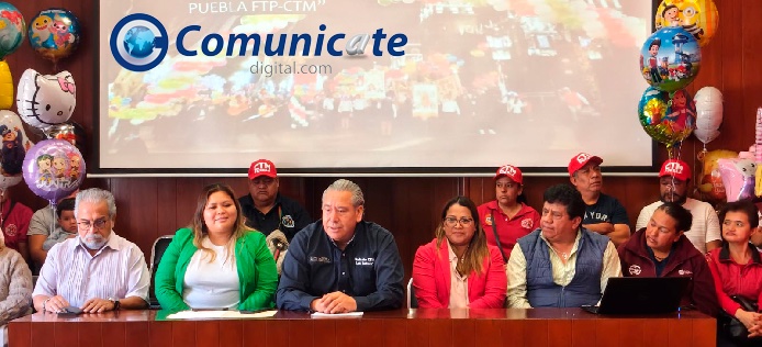 Logra Tonantzin Fernández acuerdo salarial de 4.5% con el sindicato «Luis Cabrera» de CTM Puebla 
comunicatedigital.com/logra-tonantzi…
<a href="/CTMPuebla/">CTM_FTPuebla</a> <a href="/leobardosoto/">Leobardo Soto</a> <a href="/Karla_LariosG/">Kar_Daniela.LariosG</a> <a href="/SoyAlexSaavedra/">Alejandro Saavedra</a> <a href="/TonantzinFdz/">Tonantzin Fernández</a> <a href="/GobiernoCholula/">Gobierno de Cholula</a> <a href="/le_qcho/">ERICK CUCHO FLORES</a> <a href="/LuisSindicato/">Sindicato "Luis Cabrera"</a>