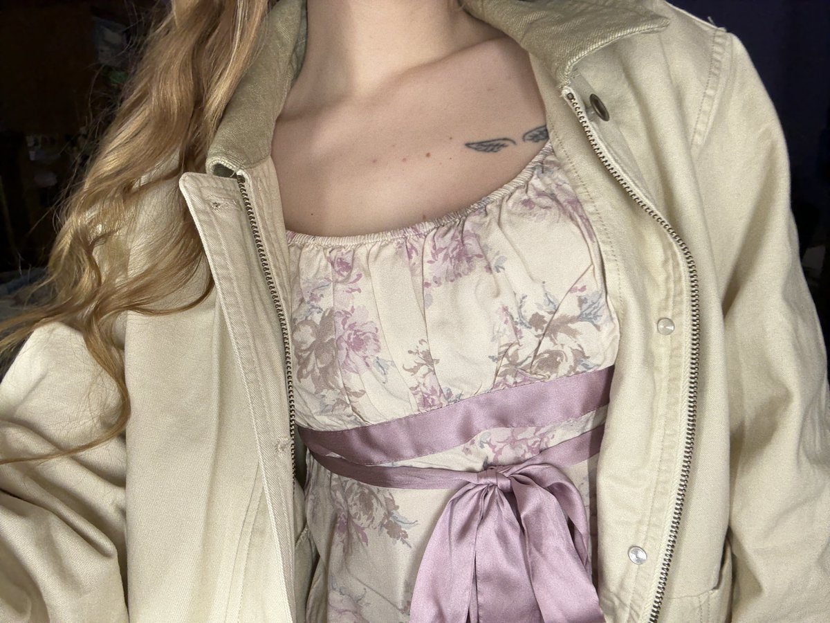 abby 𓆉 tweet media