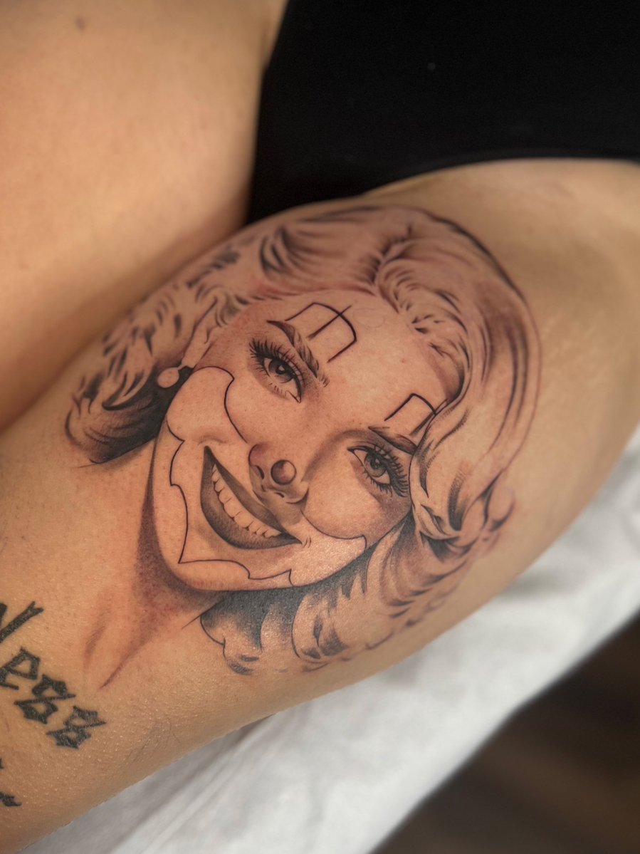 🗡️ Mikaly 🗡️ tweet media