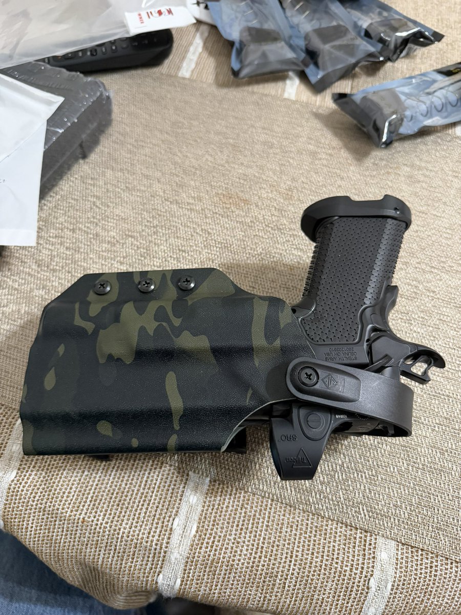 GunShotWound, Tactical Accountant tweet media