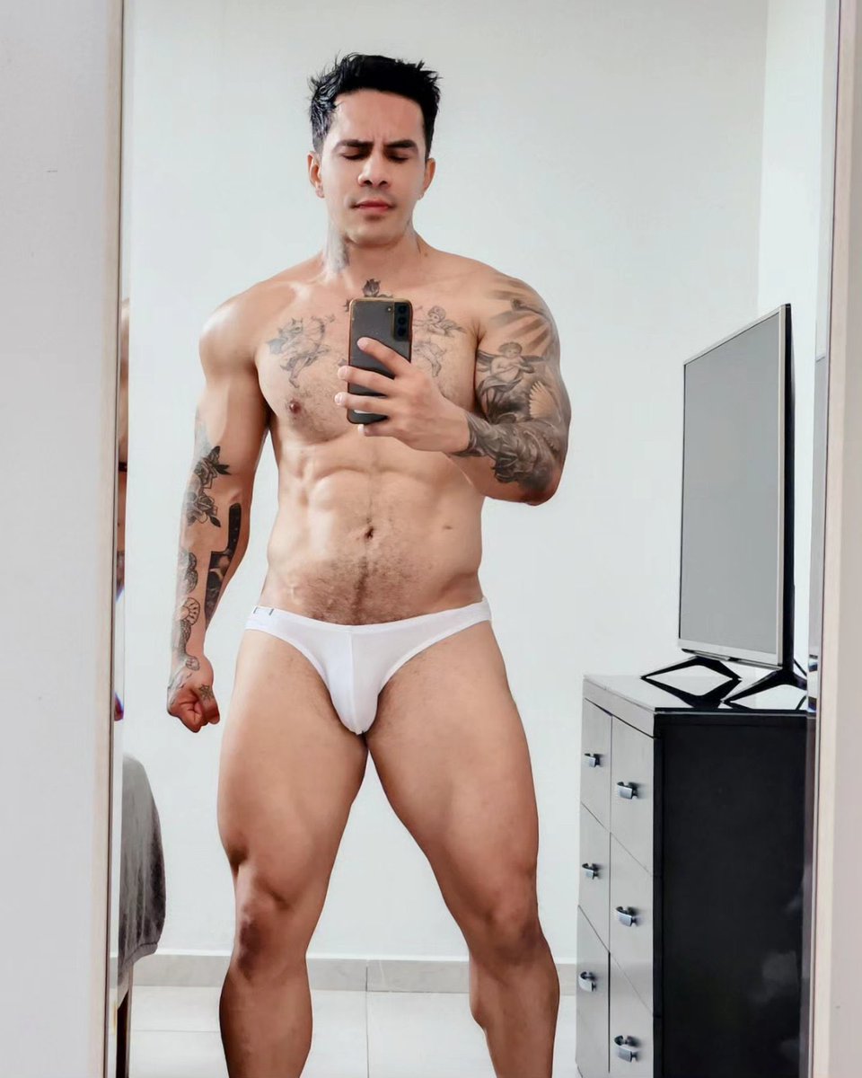 incógnito tweet media