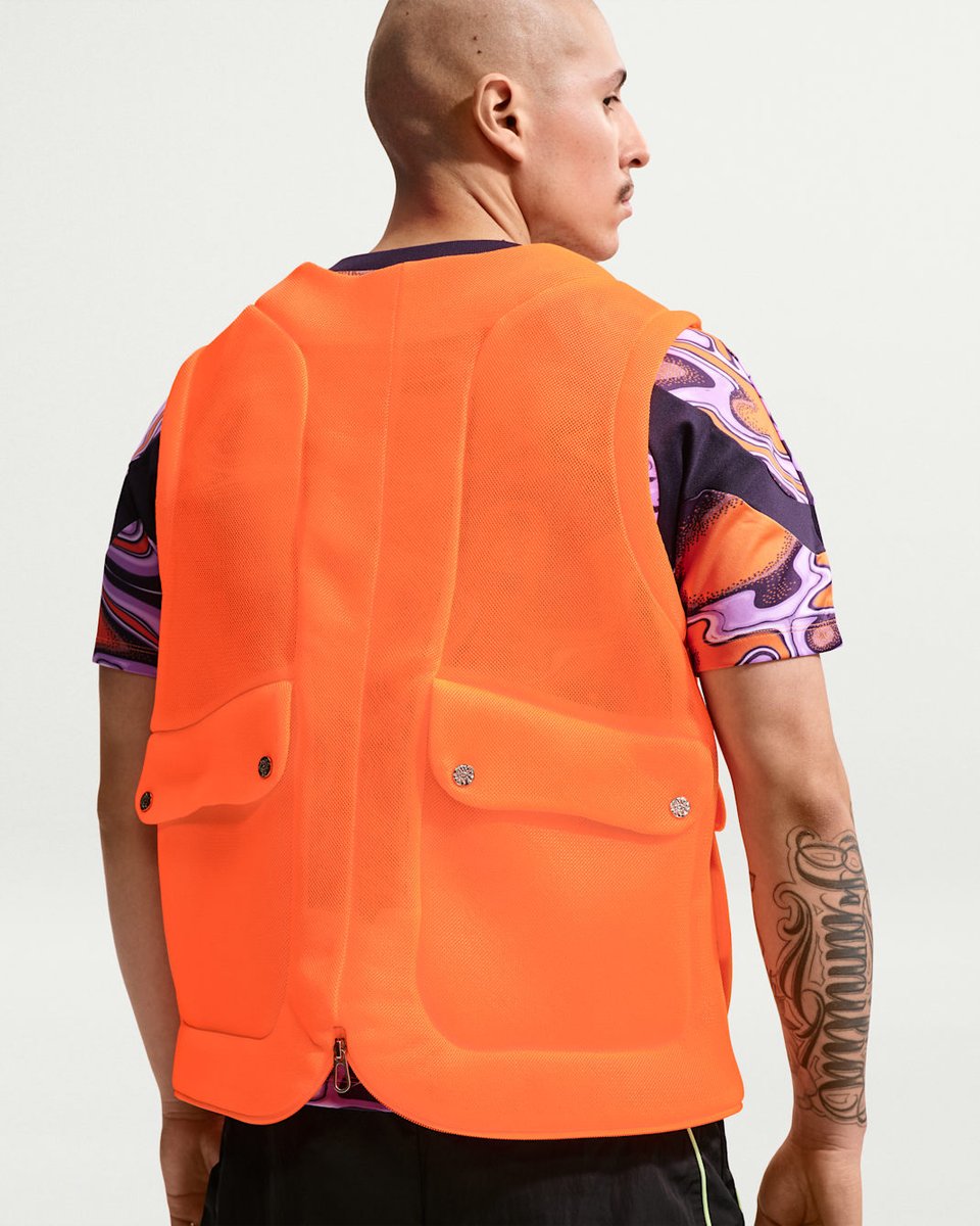 JustFreshKicks tweet media