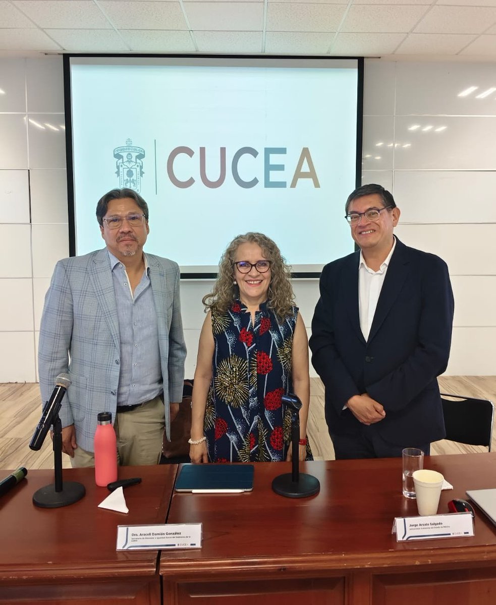 Araceli Damián tweet media