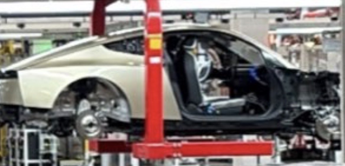 Drive Tesla 🇨🇦 tweet media