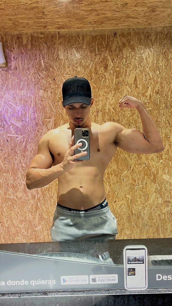 Mooncake 🇩🇴 tweet media