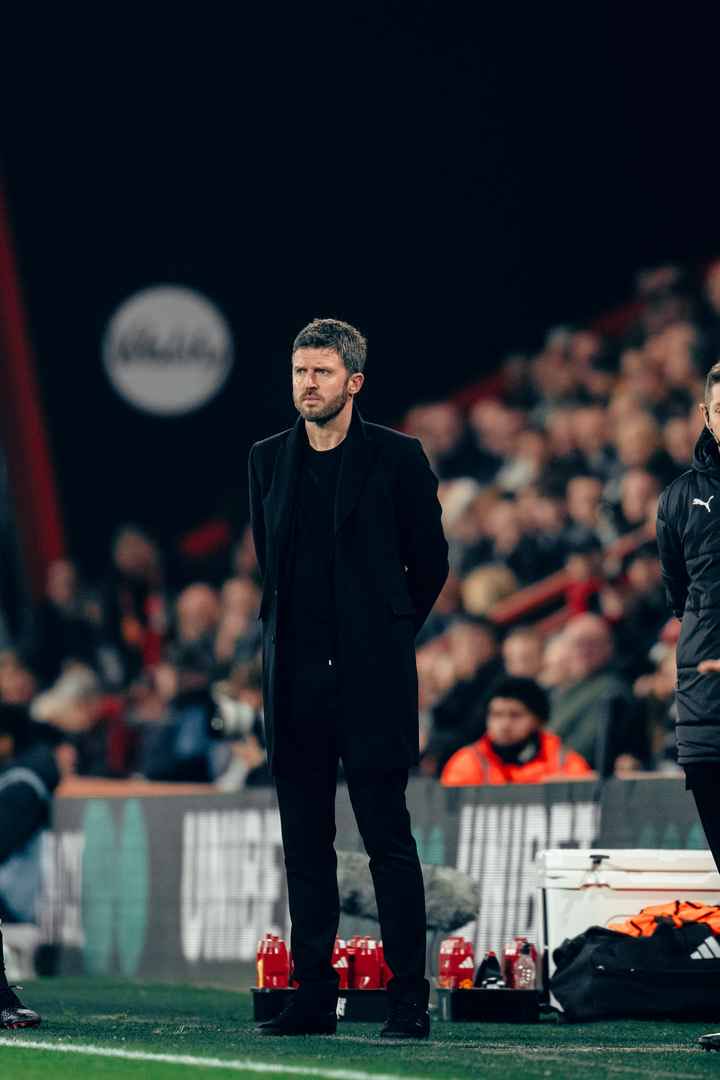 شبكة مانشستر يونايتد tweet media