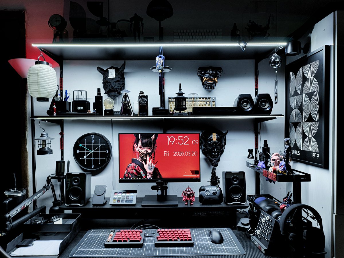 ulimago_official tweet media