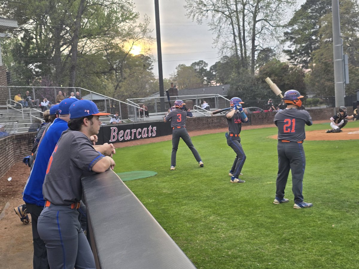 Mid Valley HS Sports tweet media