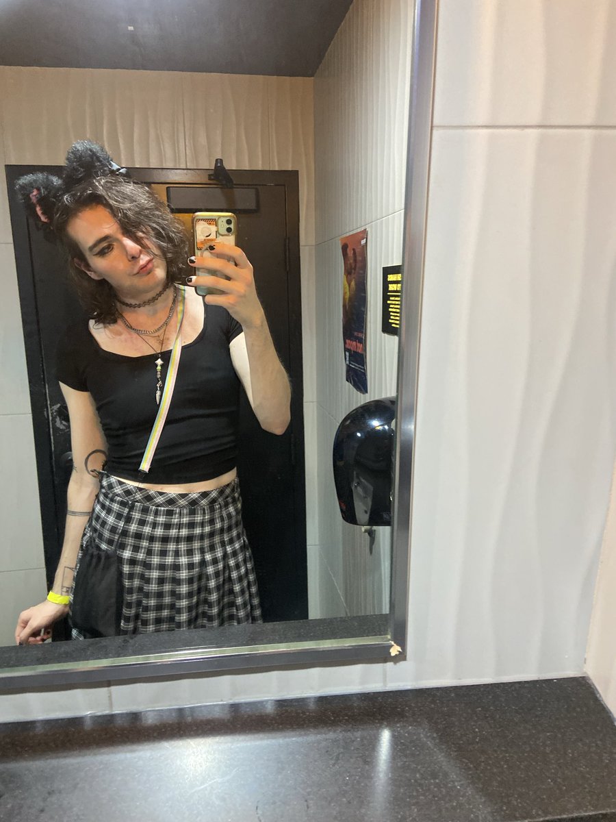 𝗥𝗮𝝩𝗱ᵒₒ𝗱𝘭𝘦 tweet media