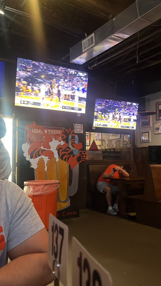 Sidelines - Clemson tweet media