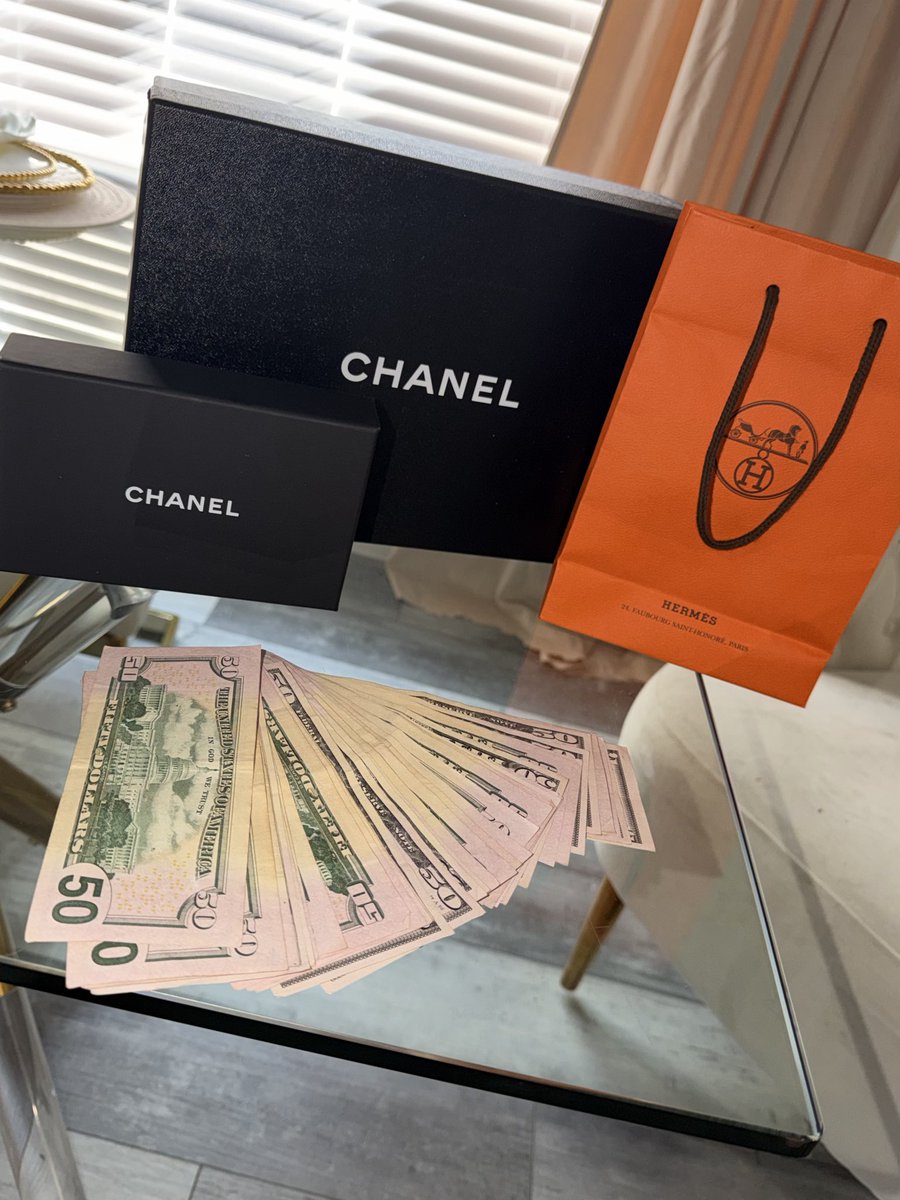 𝑫𝒆𝒎𝒊’ 𝑳𝒐𝒏𝒅𝒐𝒏 ☆ tweet media