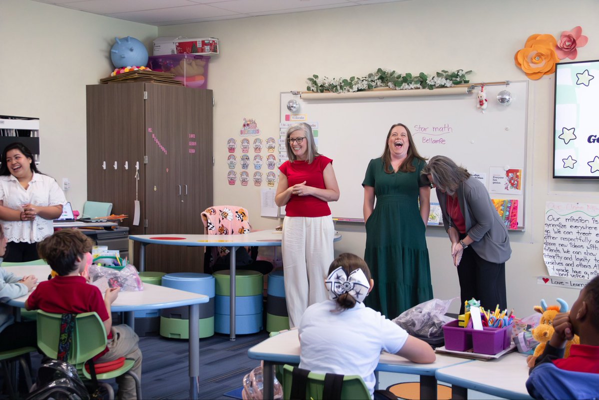 Governor Katie Hobbs tweet media