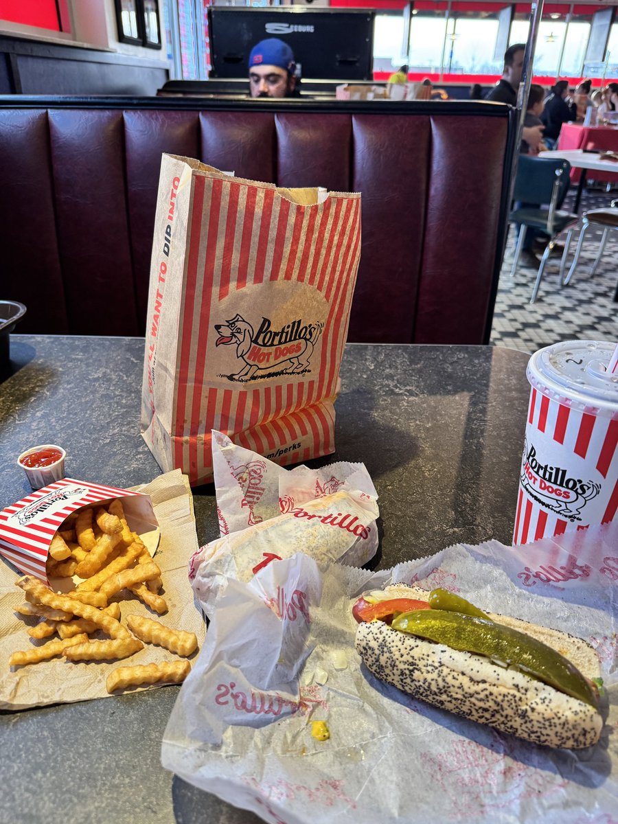 Linkling tweet media