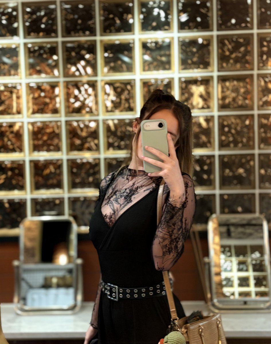 AbiCoops tweet media