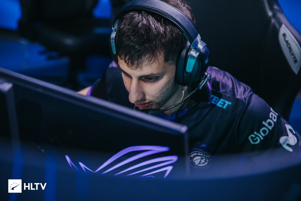 9z Globant tweet media