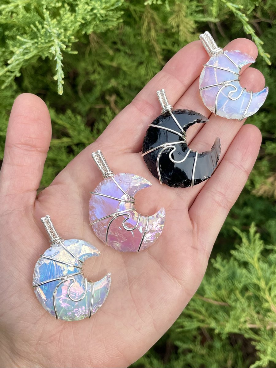 𝕎𝕚𝕔𝕜𝕖𝕕 𝕎𝕚𝕣𝕖 ℂ𝕣𝕒𝕗𝕥𝕤 tweet media