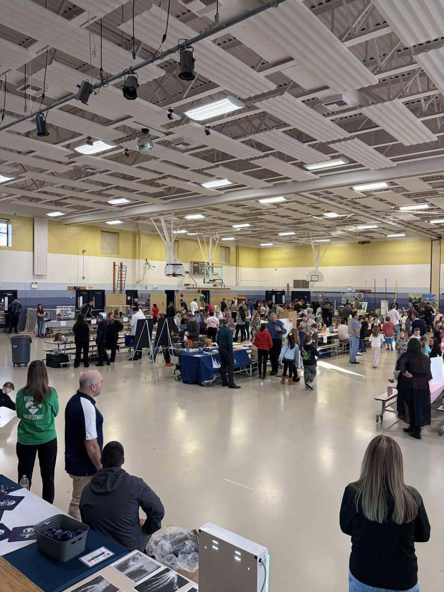 Kelsey Molzon tweet media