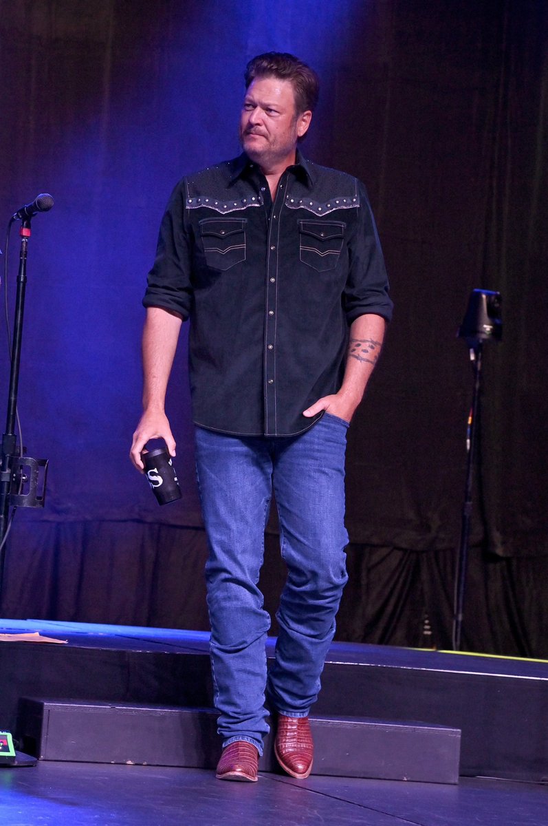 gwenblakeinfo's tweet photo. 📸 19th March 2026 II Blake at the Omni Nashville Hotel in Nashville, TN. https://t.co/hcV7ioSMLb