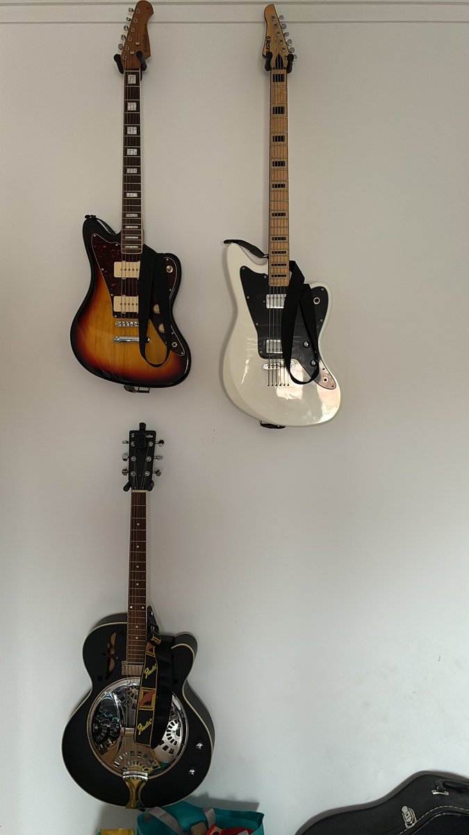 E daí? Lamento. Quer que eu faça o quê? tweet media