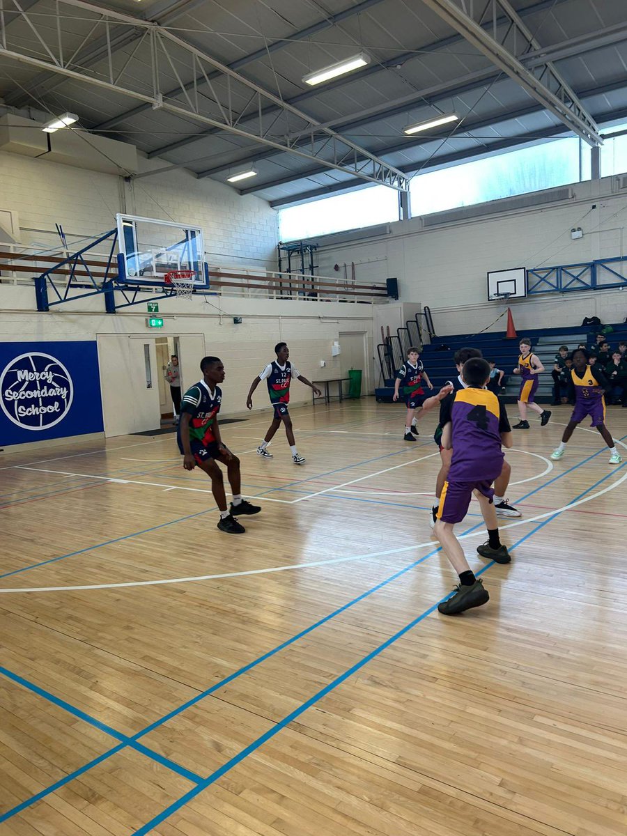 Coláiste Éamonn Rís tweet media