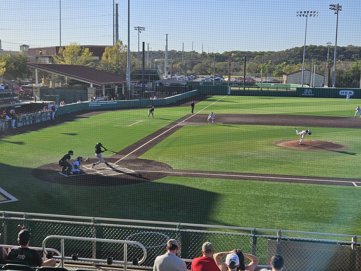 Ragin Cajuns Diamond Club tweet media