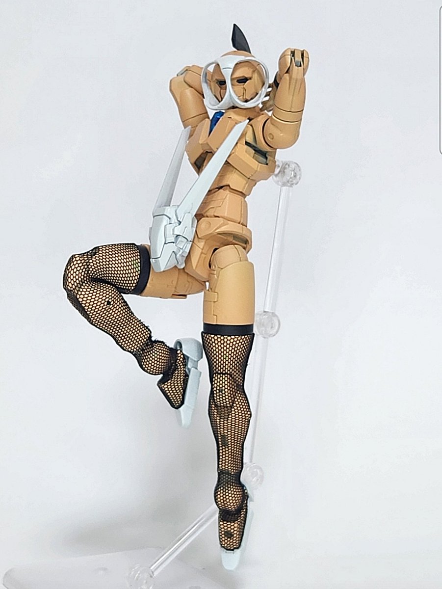 フミモモノパパ tweet media