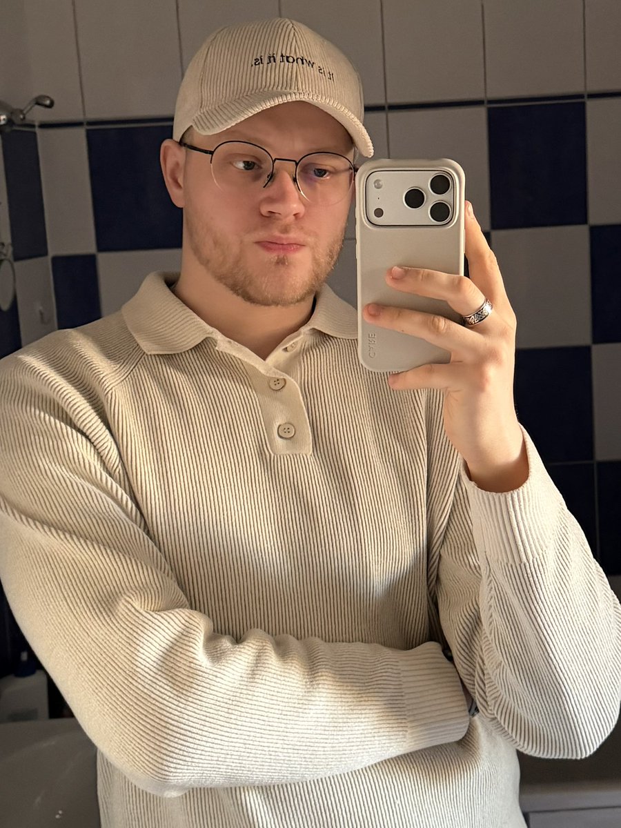 Unnamed Dmytro tweet media
