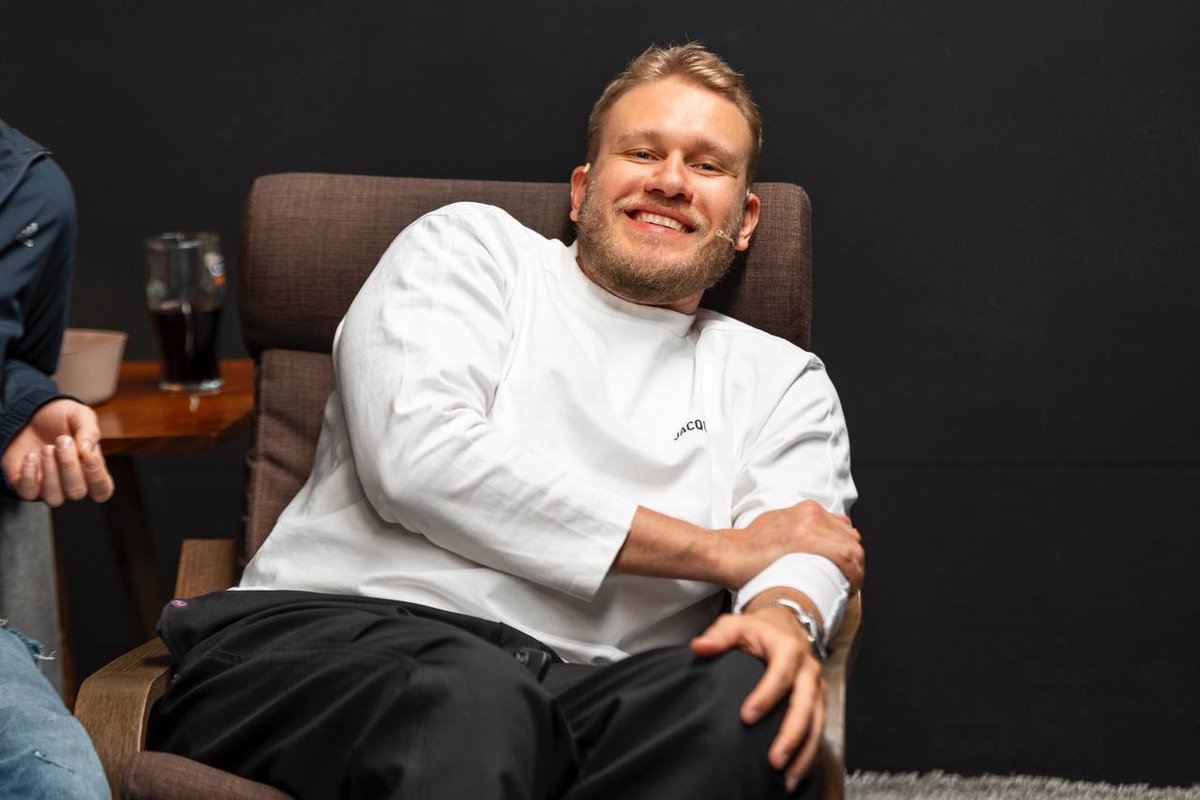 это звучит горло × мур-р-рзик tweet media