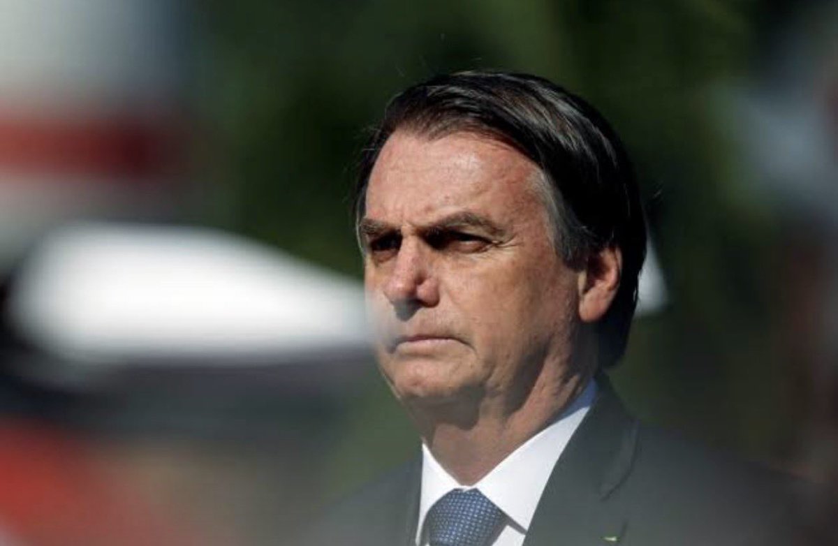 Carlos Bolsonaro tweet media