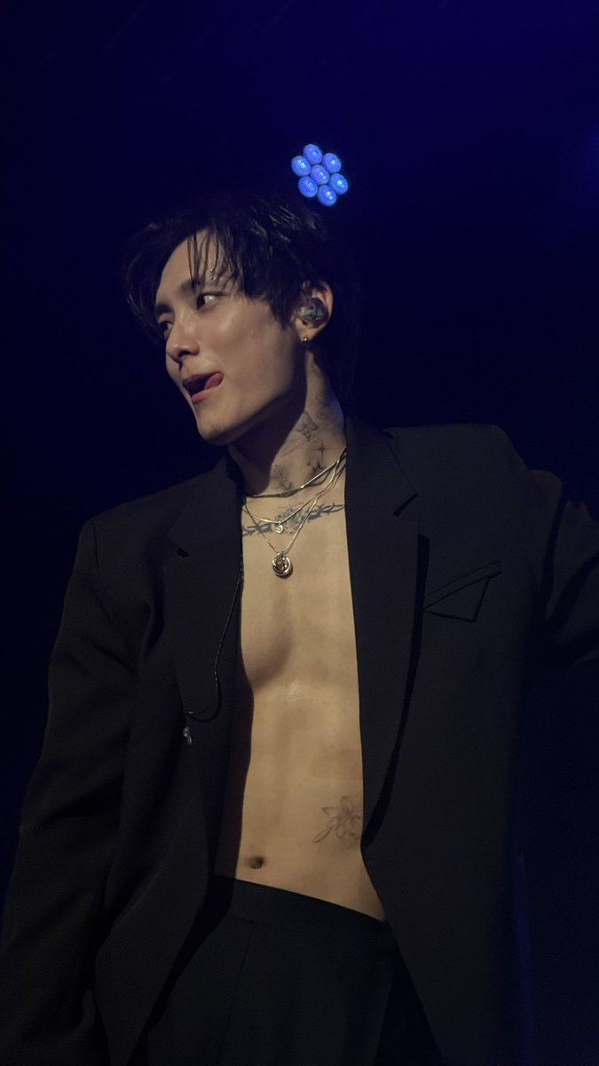 this junhee… 😵
#JUNHEETourinEUROPE #JUNHEETourinAntwerp
