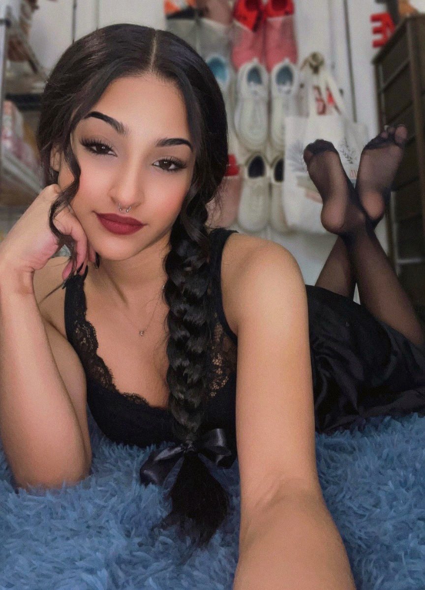 rosaline ꩜ findom tweet media