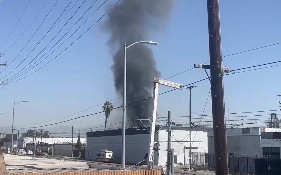 CodeThreeNews tweet media